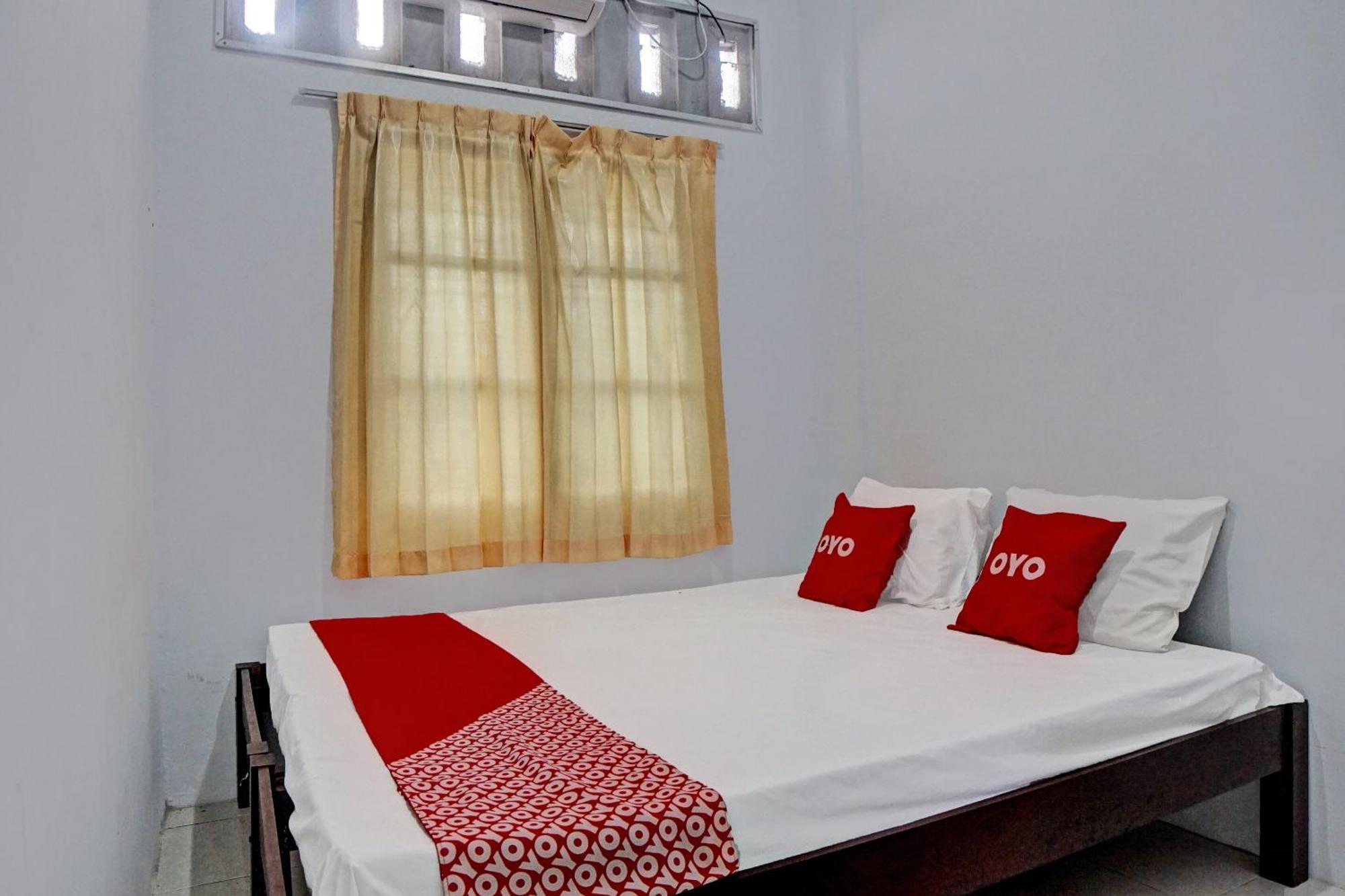 Oyo 92429 Vania Guest Housenearrsup H Adam Malik Hotel Medan
